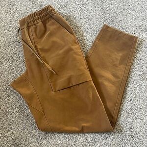 Lululemon utilitech tan pants S